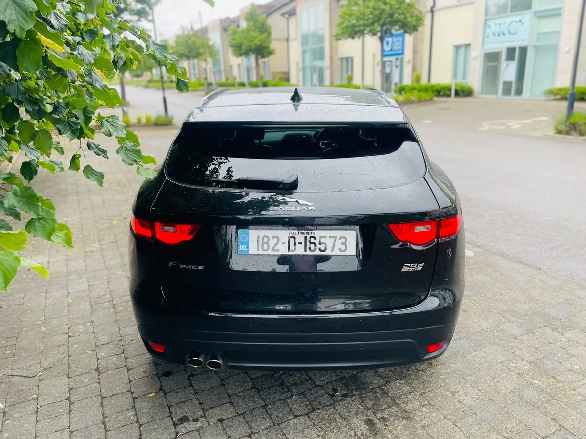 2018 (182) JAGUAR F-PACE 2.0D AWD PORTFOLIO - Image 4