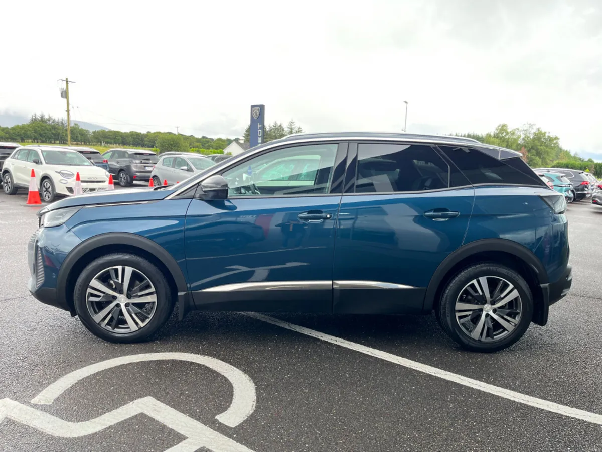 Peugeot 3008 2022 - Image 3