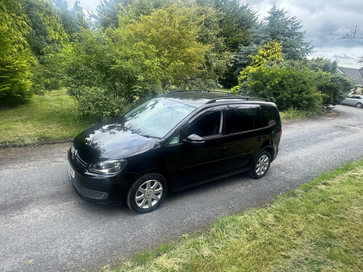 13 Volkswagen Touran 1.4TSI AUTO .. 7  SEATS - Image 4