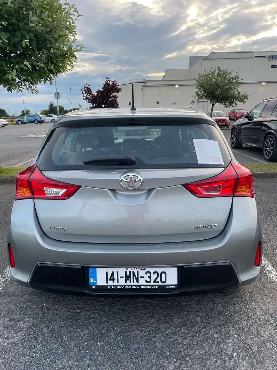 Toyota auris 2014 diesel - Image 2