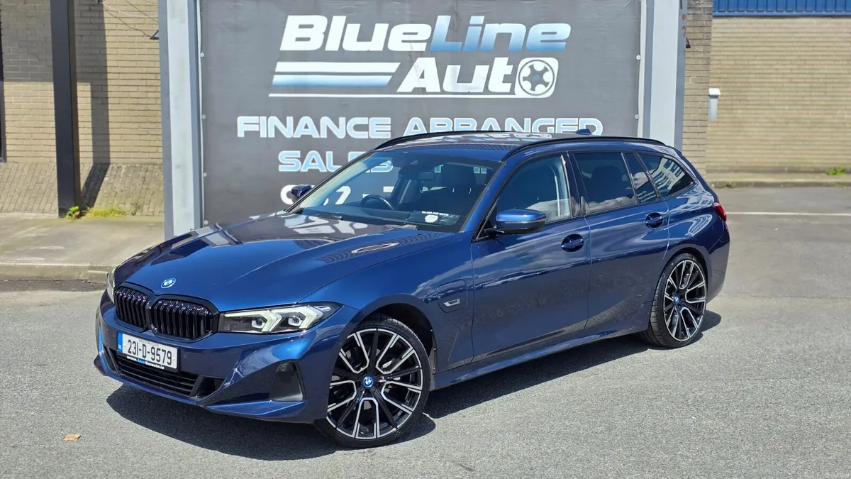 BMW 330e Touring PHEV XDrive 292Bhp Auto (231) - Image 1