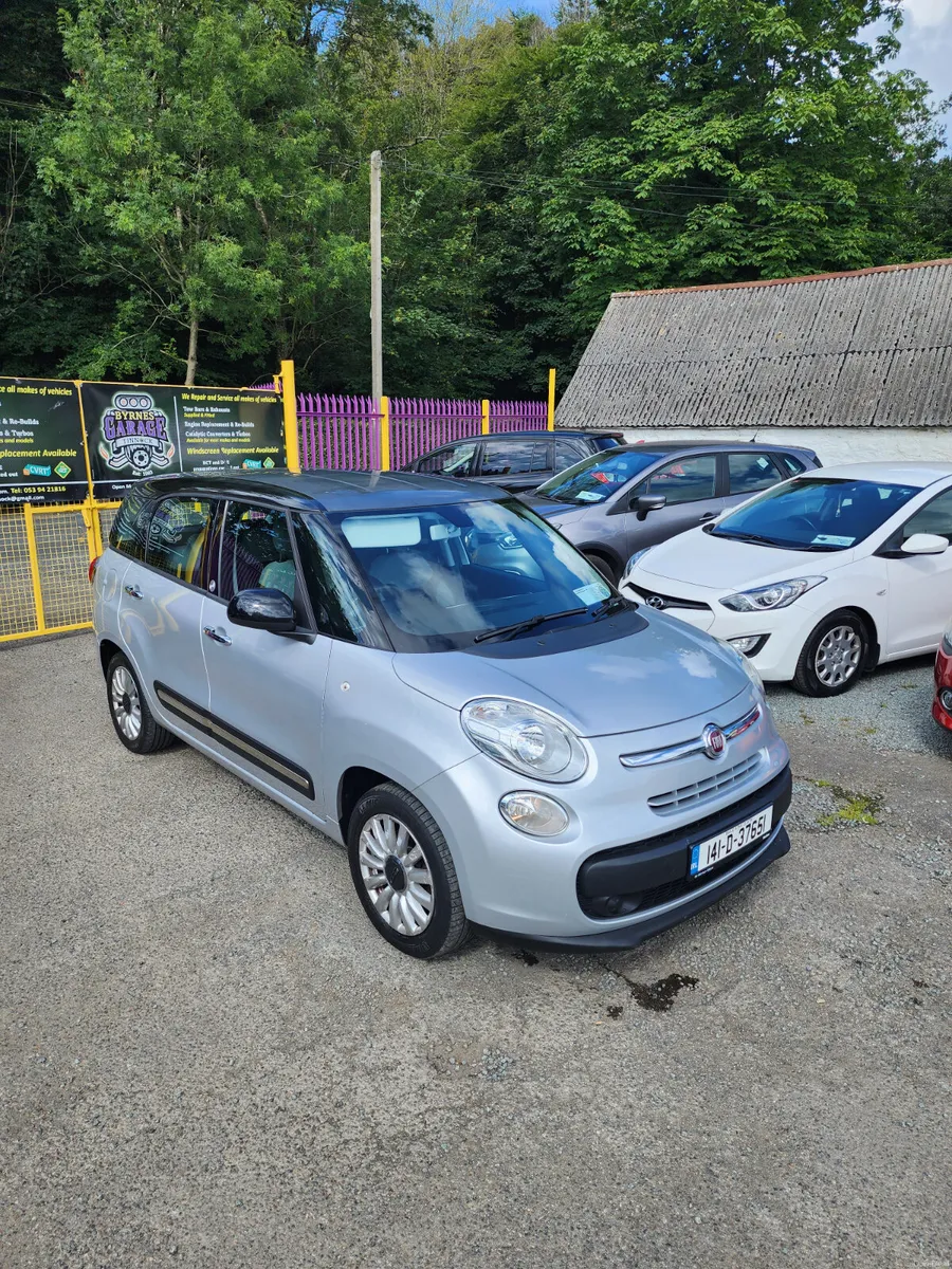 2014 Fiat 500L Automatic 7-Seater low miles - Image 3