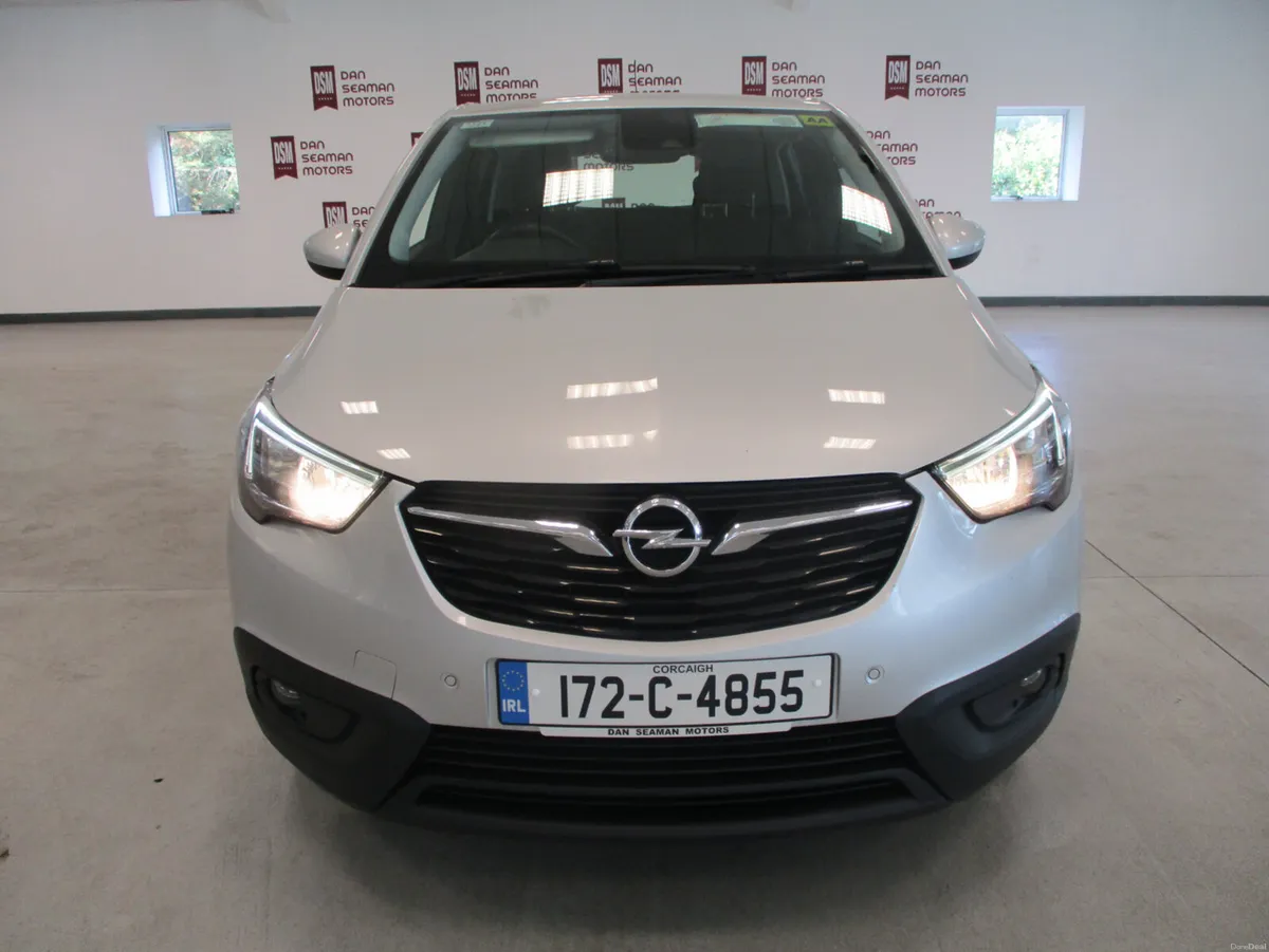 Opel Crossland X 2017 SC 1.6 DSL-ONE OWNER - Image 4