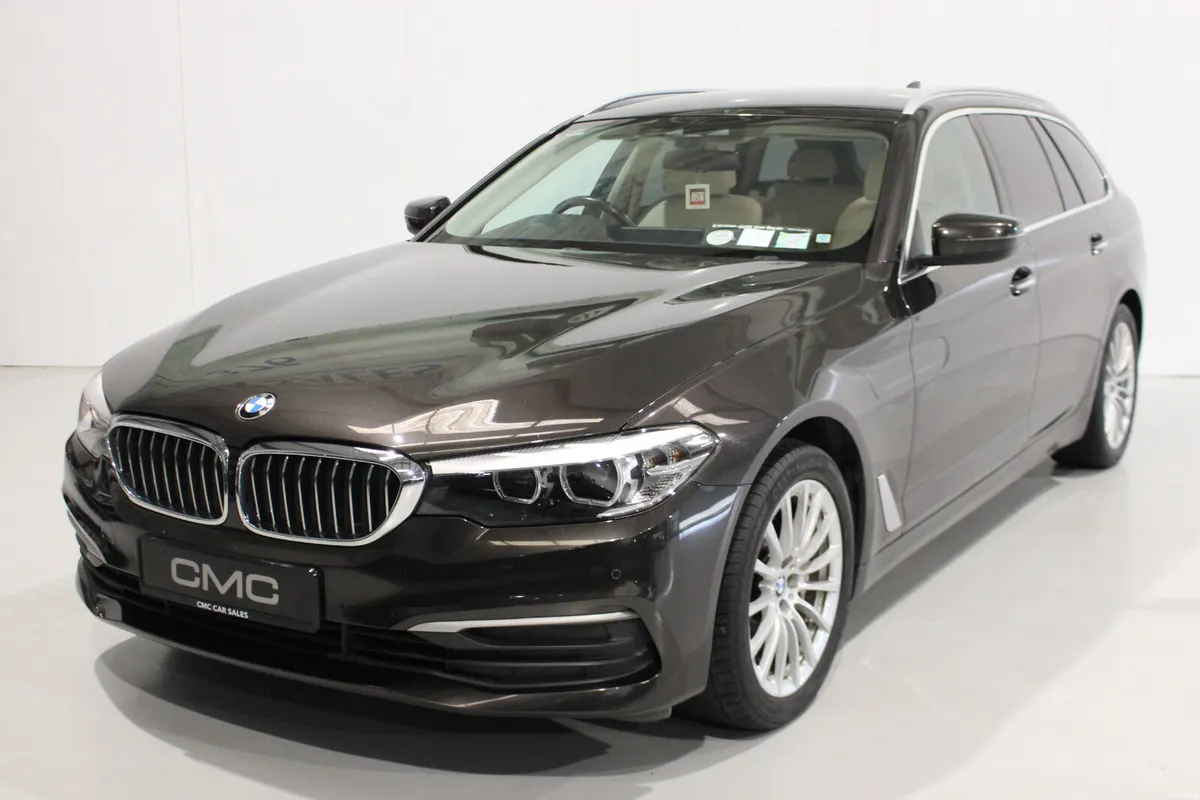 BMW 5-Series 2017 530d touring - Image 3