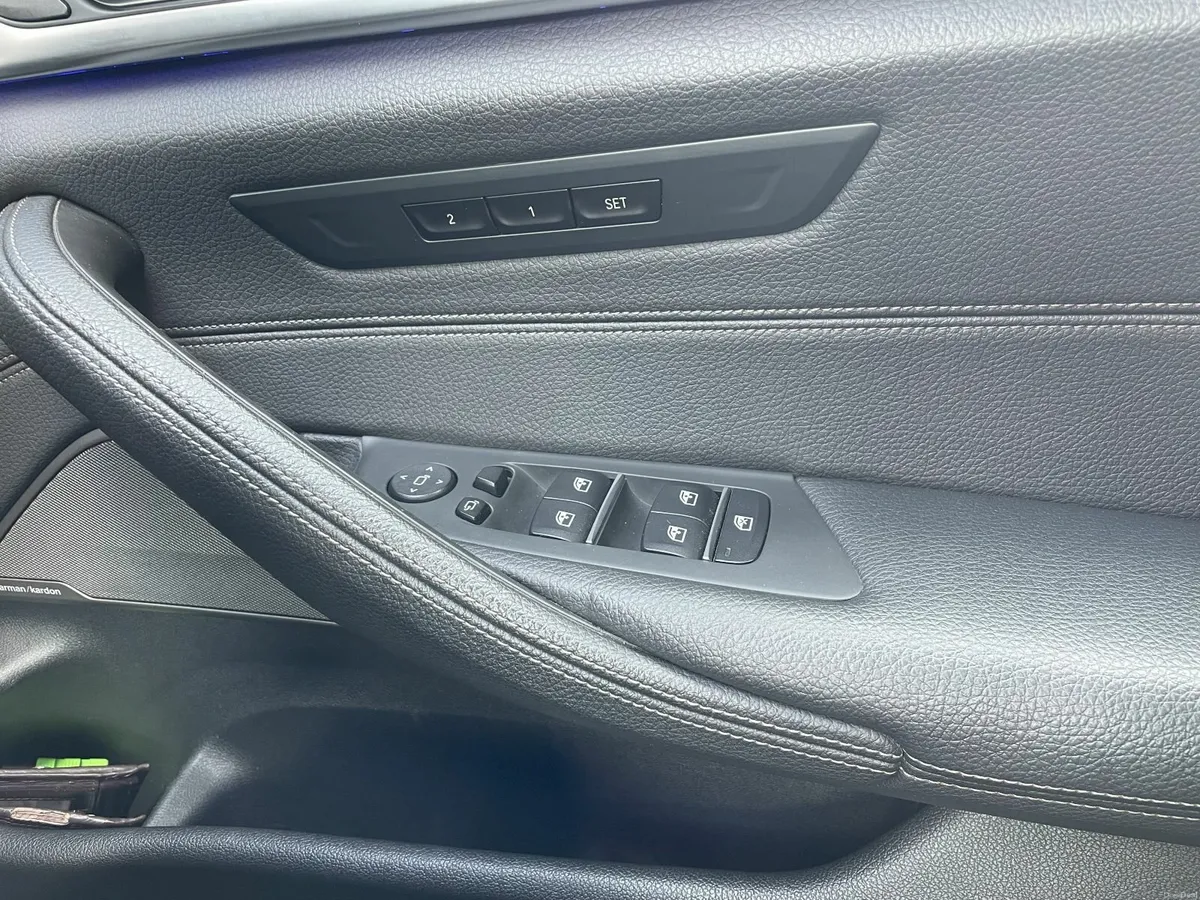 BMW 5-Series 2017  iPerformance **New NCT09/2027** - Image 3