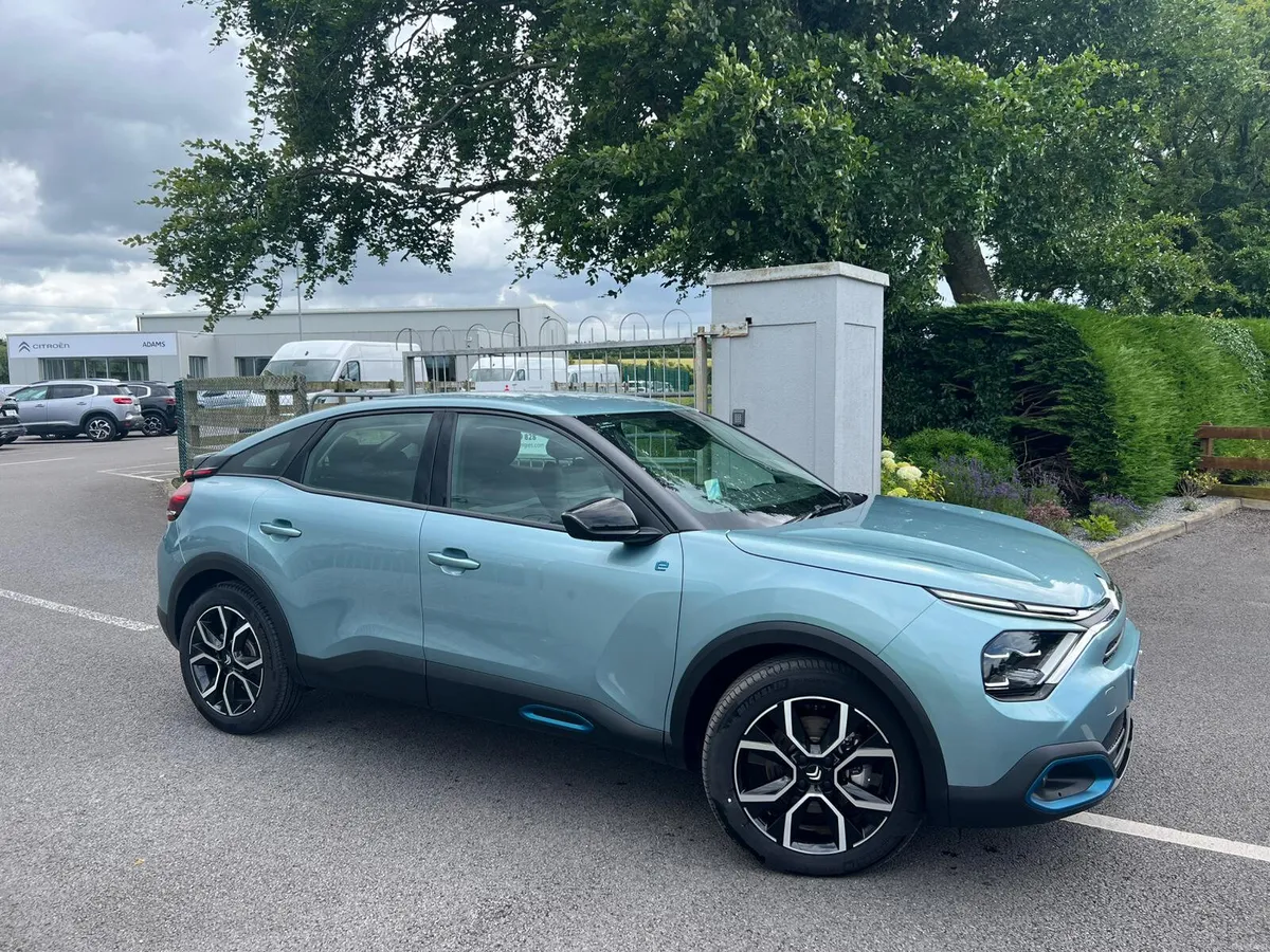 Citroen e-C4  Feel Pack Demo 2025 - Image 3