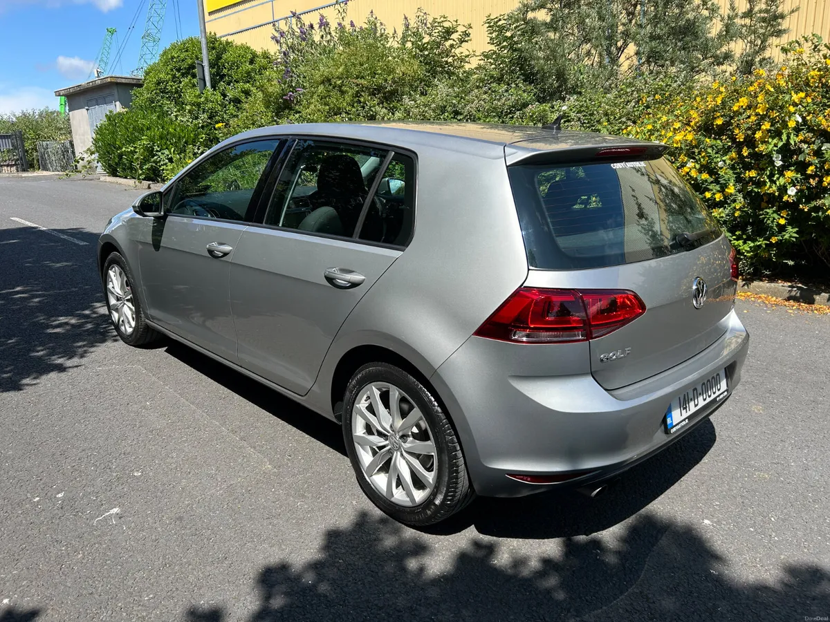Volkswagen Golf 1.4 Highline LOW KMS - Image 3