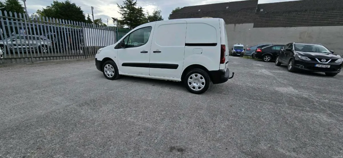Peugeot Partner - Image 4