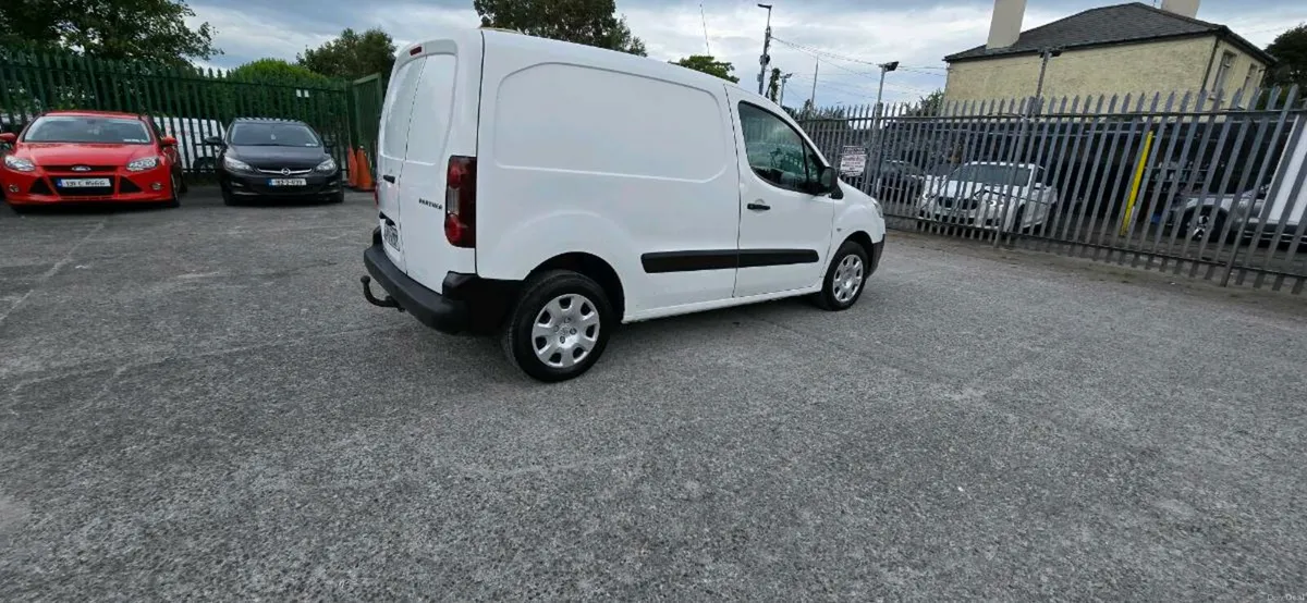 Peugeot Partner - Image 2