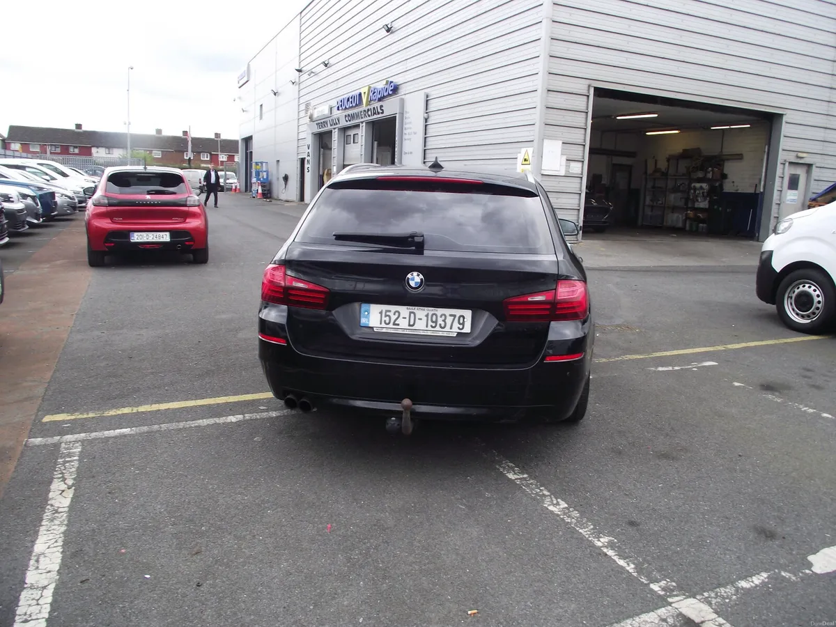 BMW 5-Series Estate 2015 - Image 3
