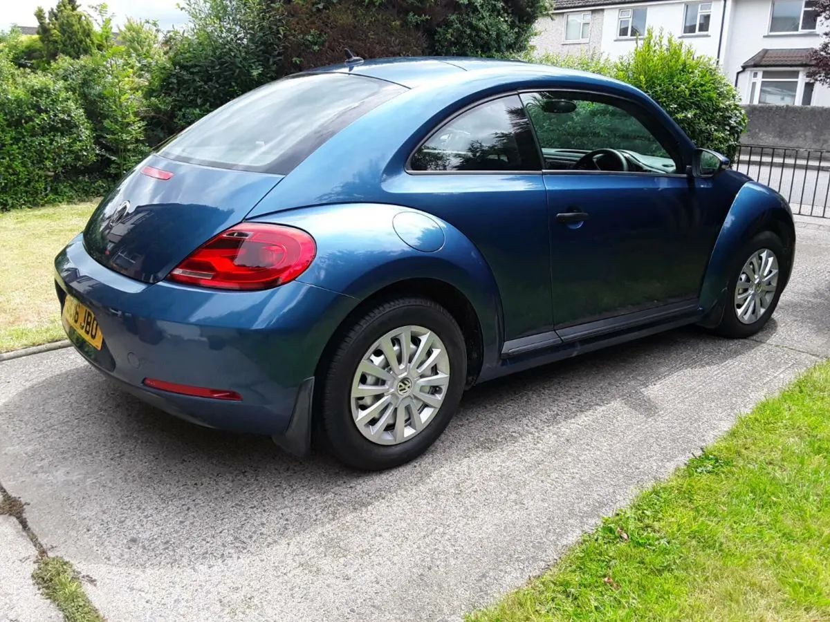 2016 vw Beetle 2.0 tdi blue motion manual - Image 4