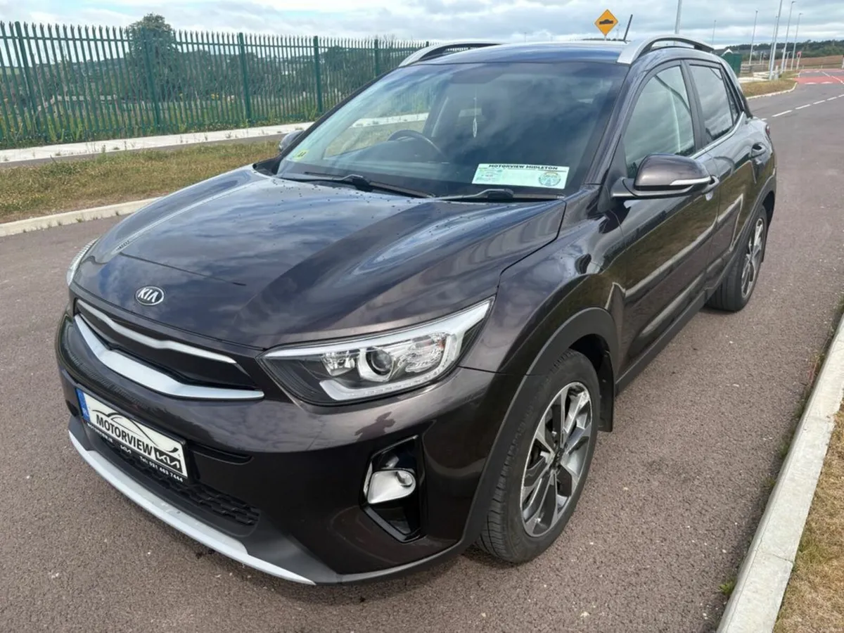 Kia Stonic 1.4P premium spec , Bluetooth, Multi-Fu - Image 3