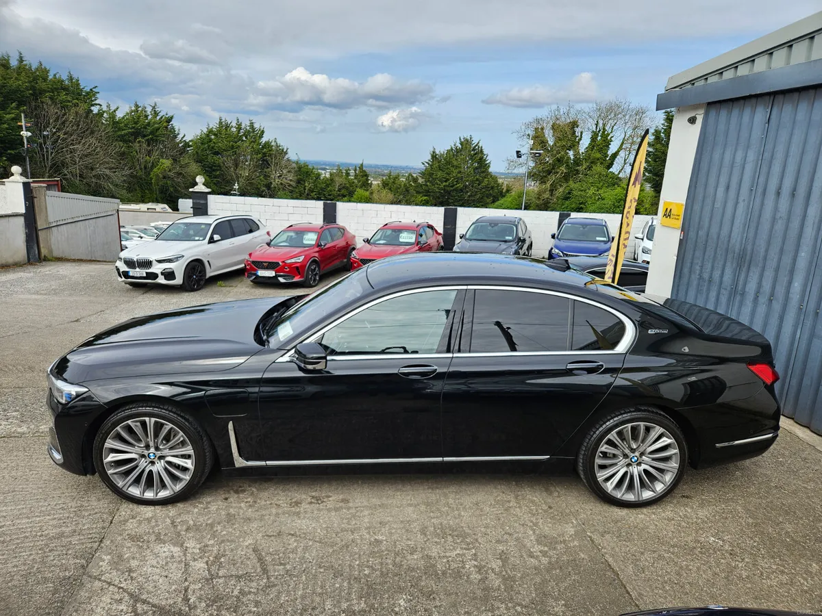 2019 BMW 745E * ONLY 41K MILES * NEW MODEL * - Image 4