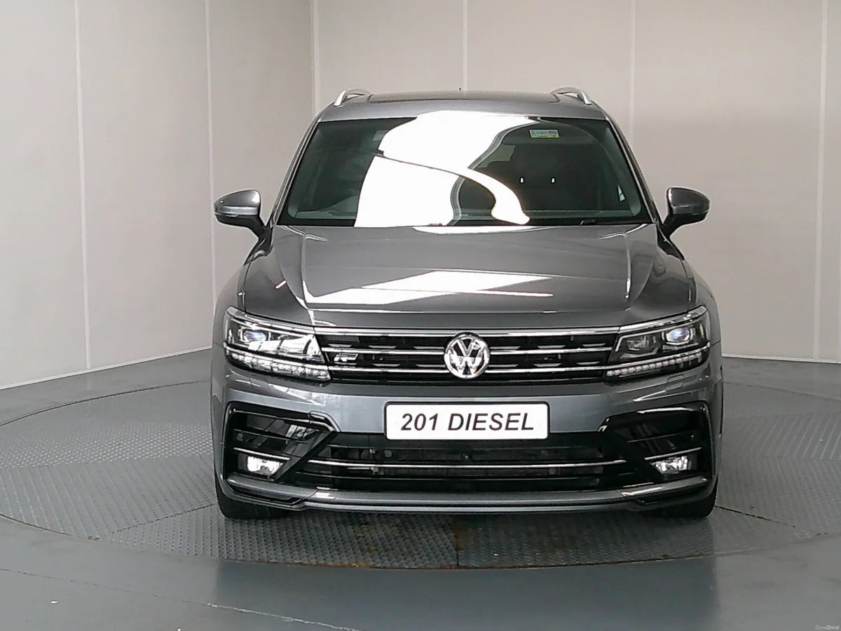 2020 Volkswagen Tiguan All Space R-Line - Image 2