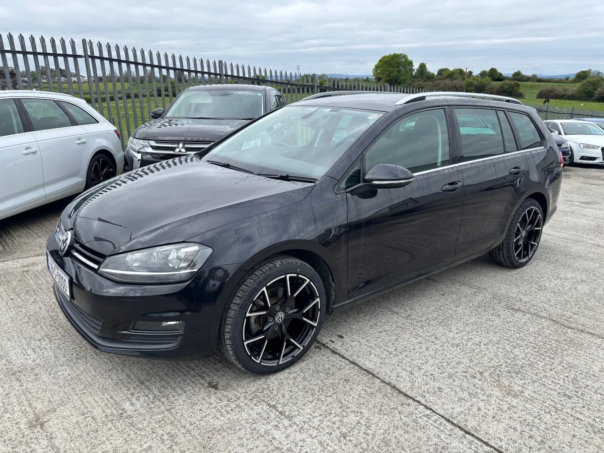 Volkswagen Golf Estate 2016 - Image 1