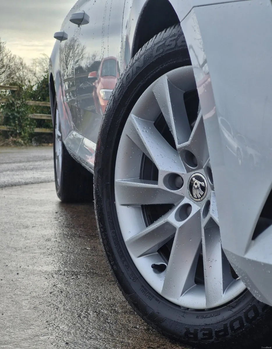 2020 Skoda Superb 2.0 TDI 𝗖𝗥 𝗦𝗘 𝗧𝗲𝗰𝗵 - Image 4