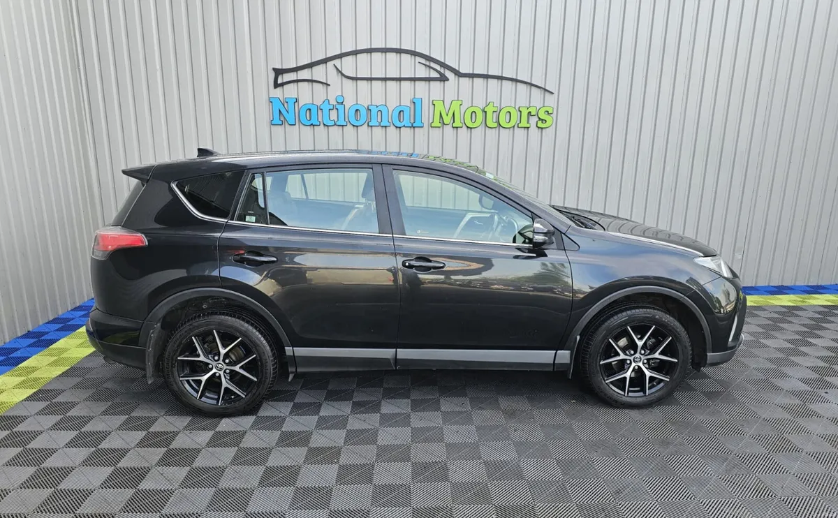 2016 Toyota RAV4 BLACK 2.0 2WD LUNA SPORT - Image 2