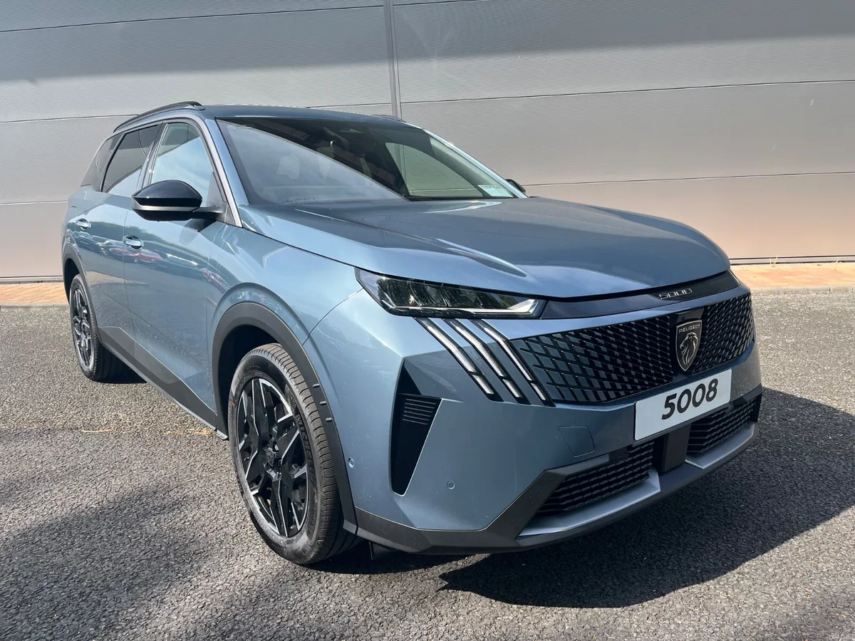 Peugeot 5008 2025 - Image 2