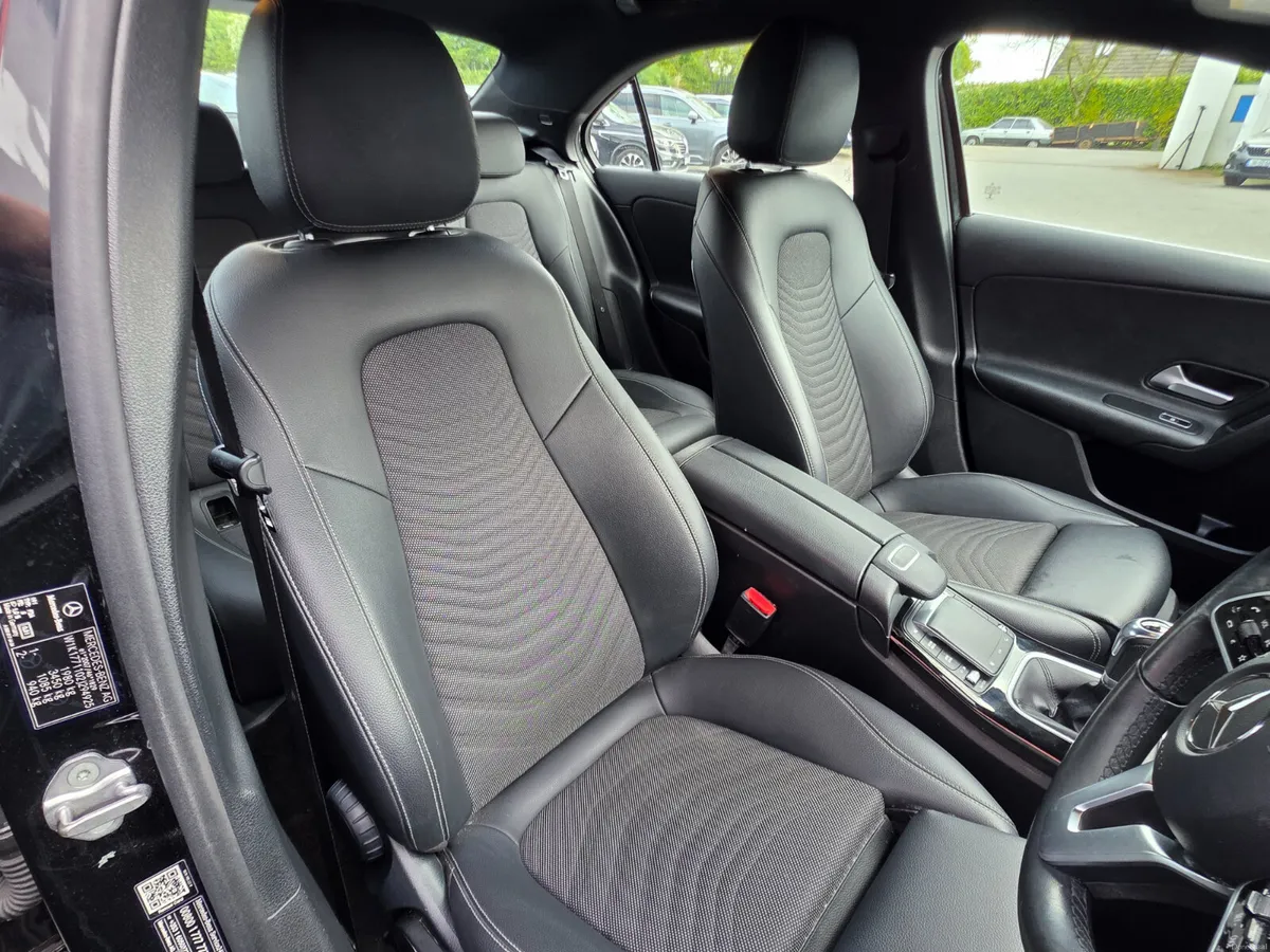 2021 Mercedes-Benz A180D STYLE SALOON // NEW NCT - Image 4