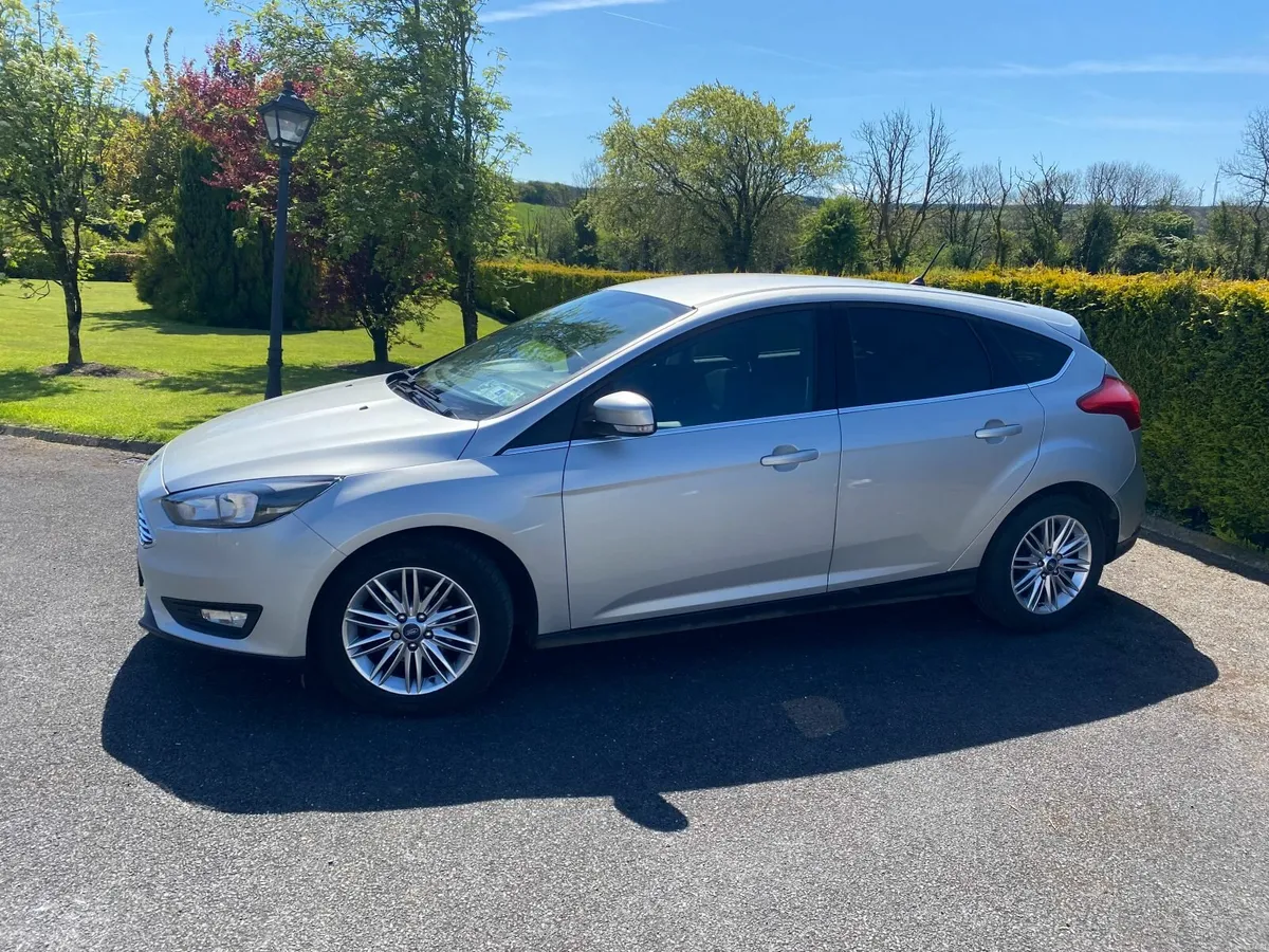 Ford Focus 2018 - Image 3