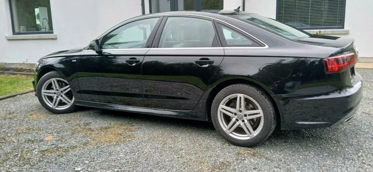 Audi A6 - Image 2