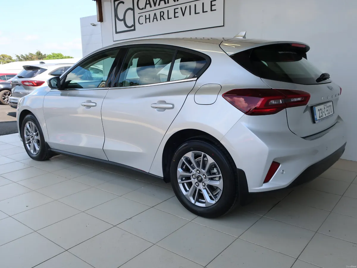 2023 FORD FOCUS TITANIUM ECOBOOST 1.0L 5DR AUTO - Image 3