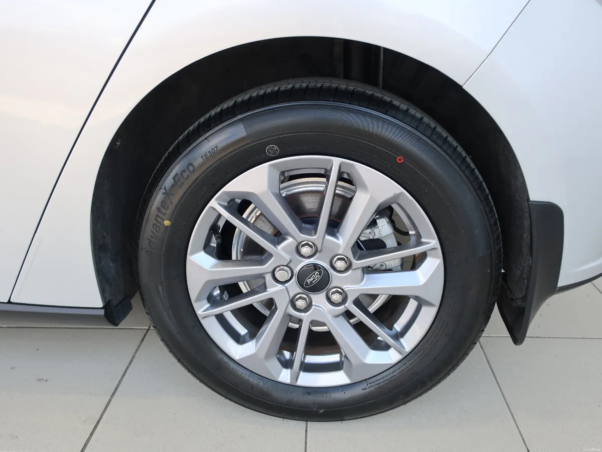 2023 FORD FOCUS TITANIUM ECOBOOST 1.0L 5DR AUTO - Image 4