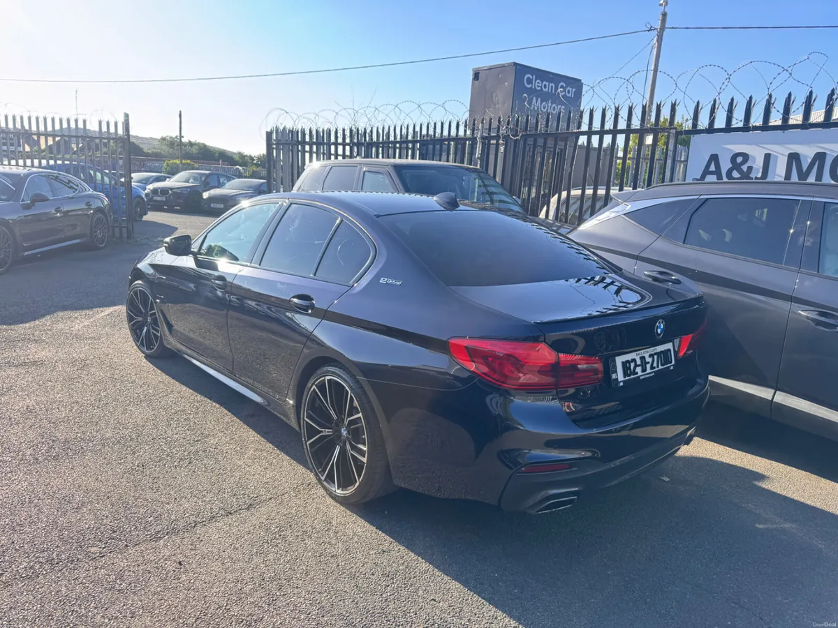 18 BMW 5-Series M Sport Hybrid - Image 4