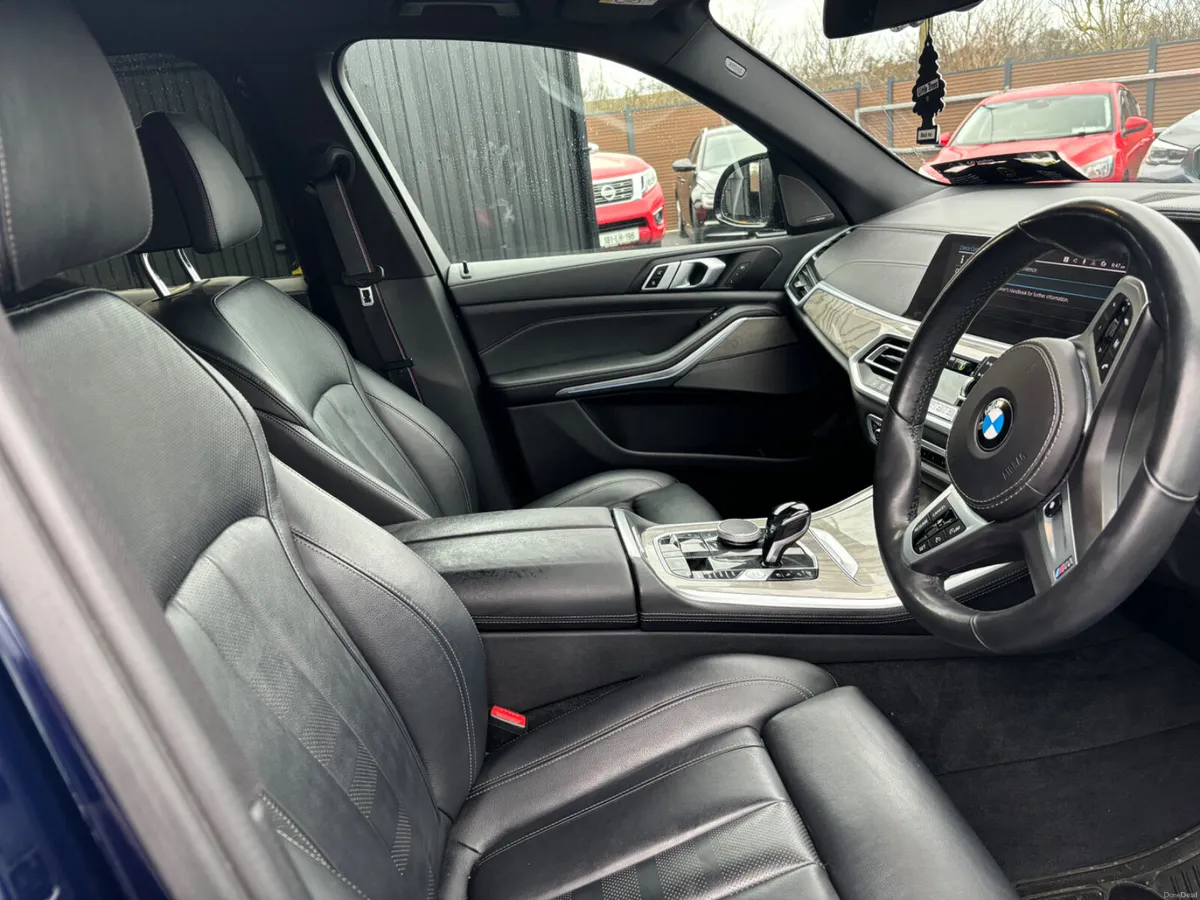 BMW X5 2020 M-Sport Pro M Performance N1 Crew Cab - Image 2