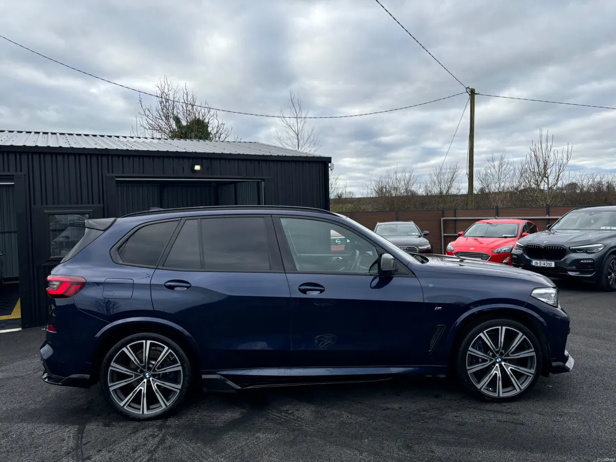 BMW X5 2020 M-Sport Pro M Performance N1 Crew Cab - Image 3