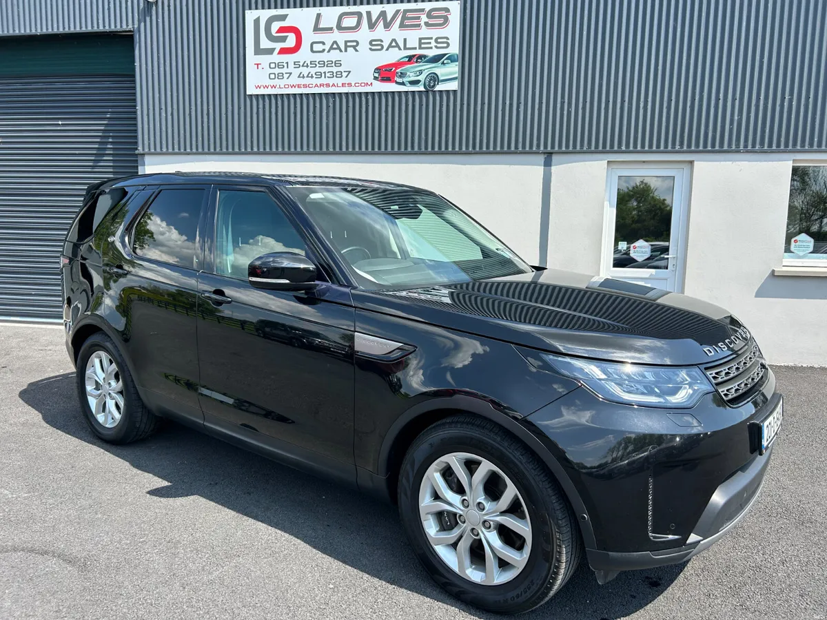 201 Land Rover Discovery 3.0 SD6 SE Commercial - Image 1