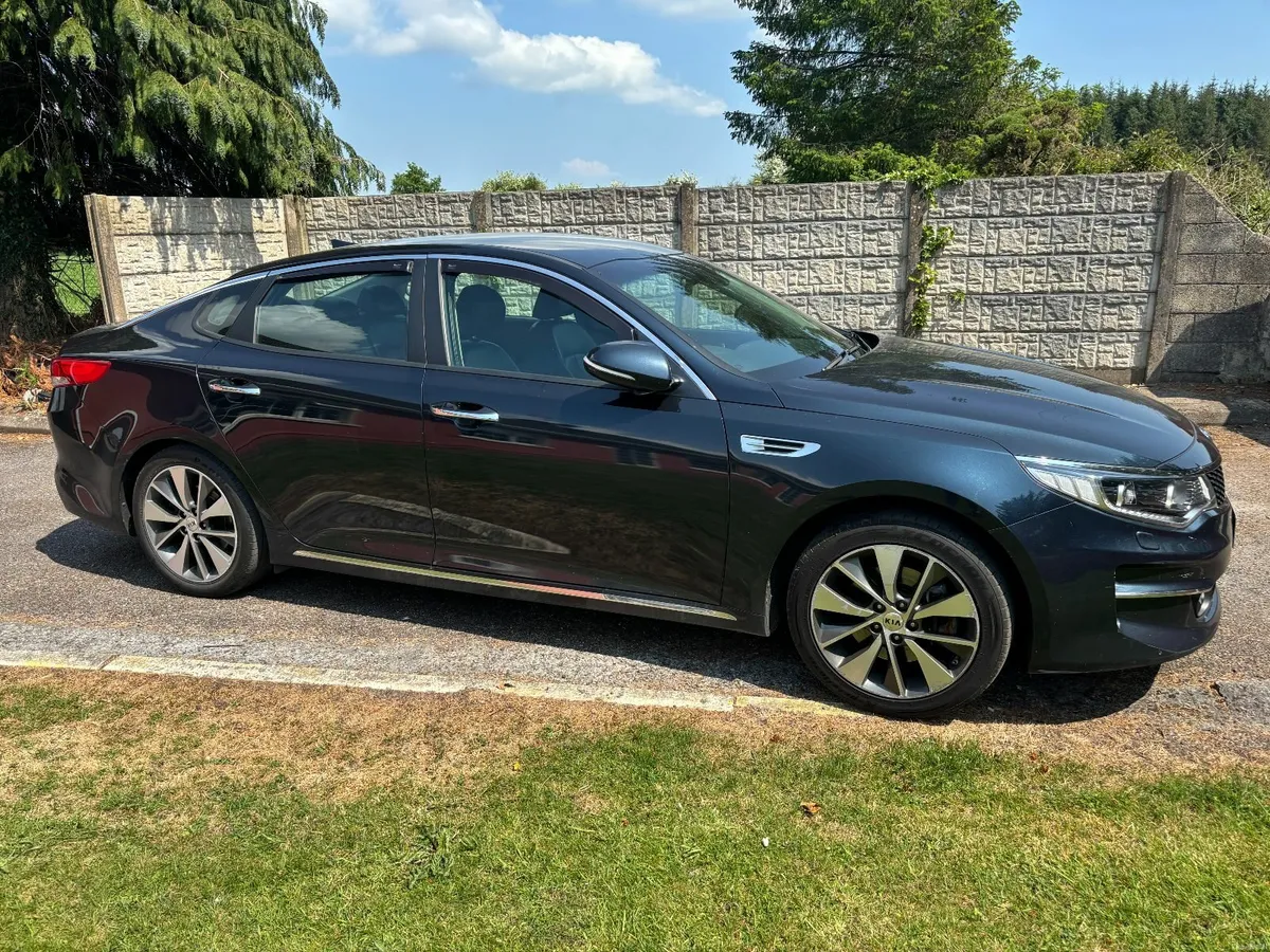 Top of the range Kia Optima 2016 1.7 diesel - Image 2