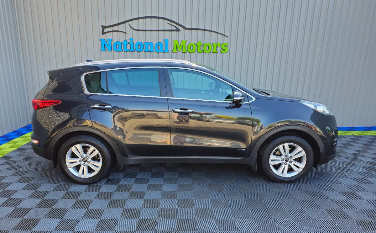 2017 Kia Sportage Platinum 2.0 4WD - Image 2