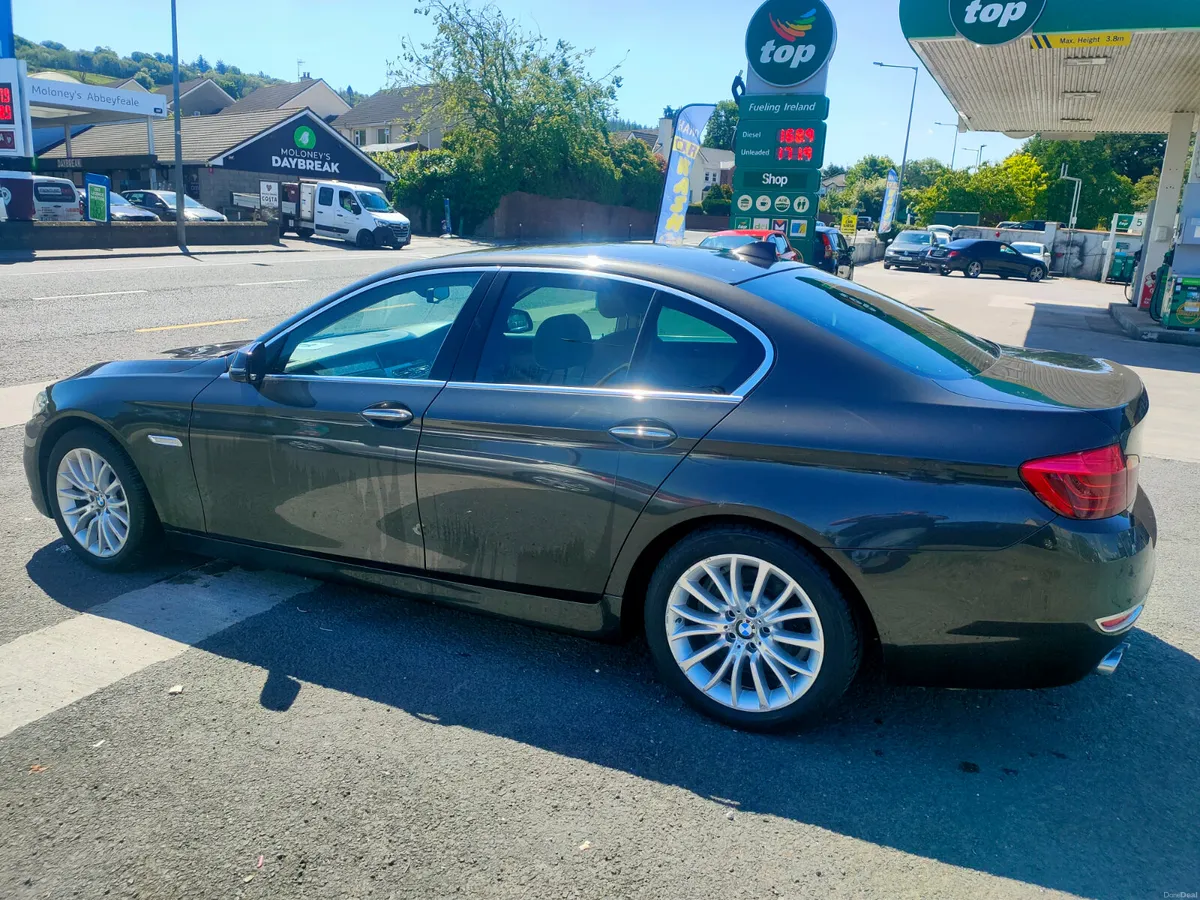 BMW 5-Series 2016 manual - Image 5