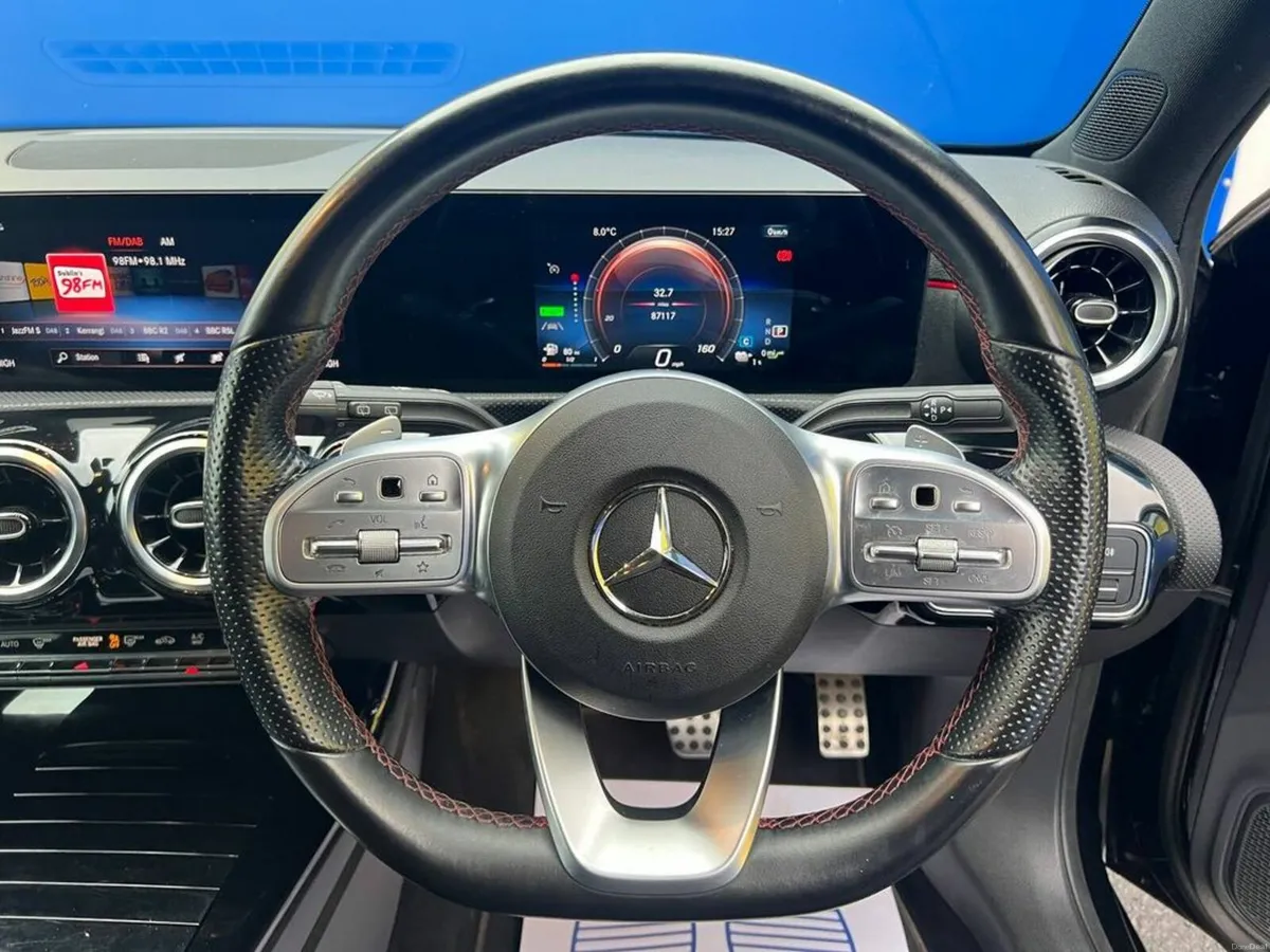 Mercedes-Benz A-Class A250e AMG-LINE EXECUTIVE 1.3 - Image 4