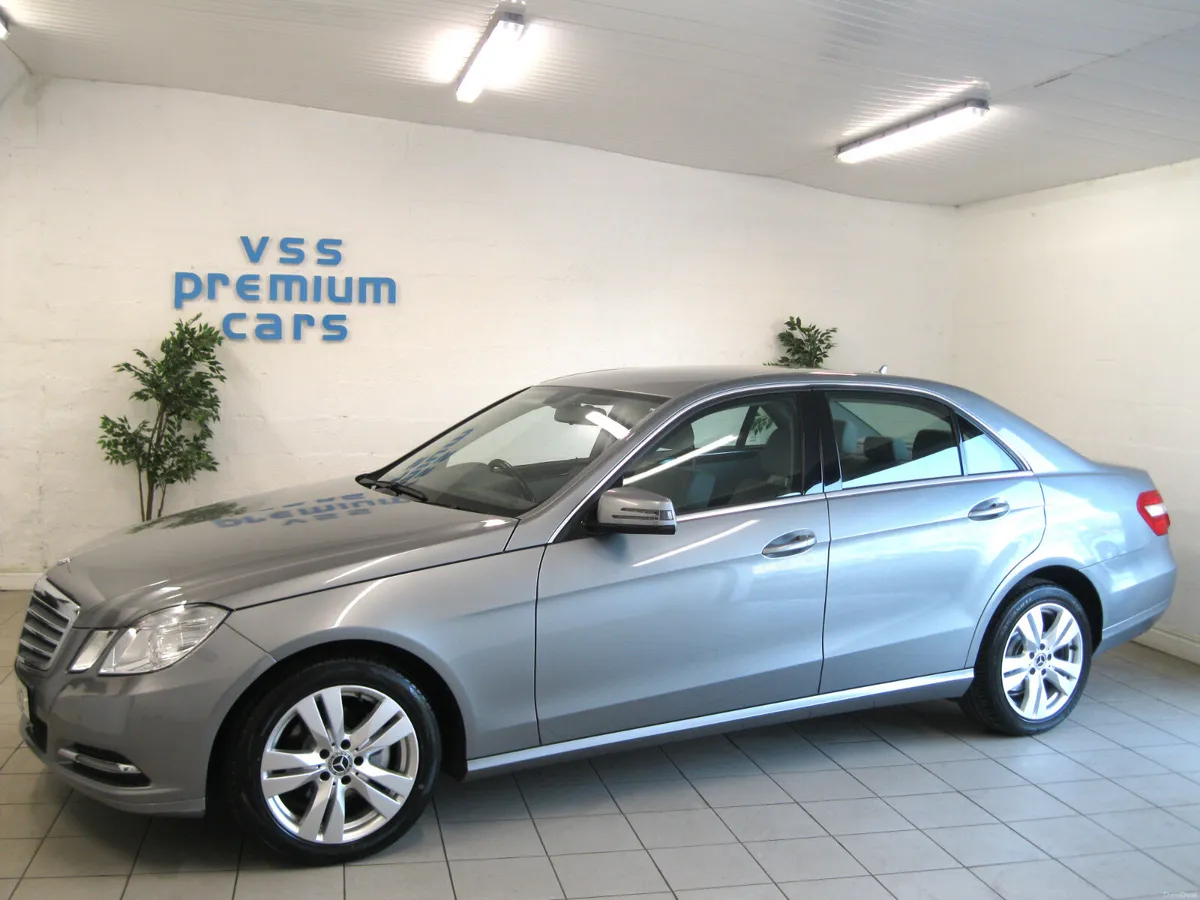 ONLY 85K MLS! NEW TYRES! NCT5/26! TAX 1/26! MINT!! - Image 2