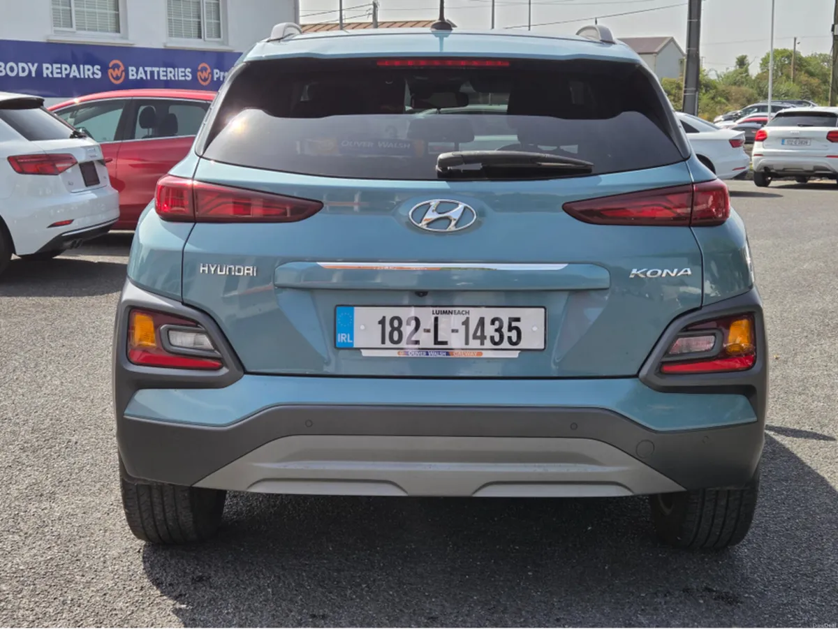 Hyundai KONA KAUAI 2WD EXECUTIVE 5DR - Image 2