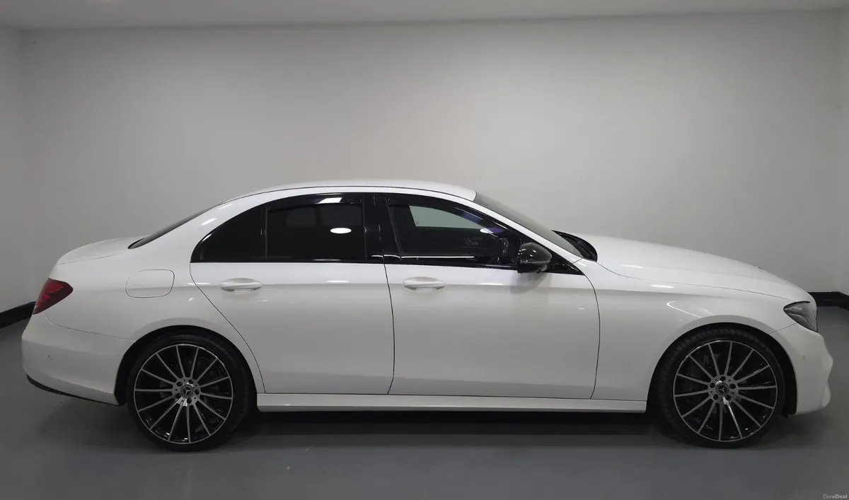 Mercedes-Benz E-Class E220D AMG Line - Image 5