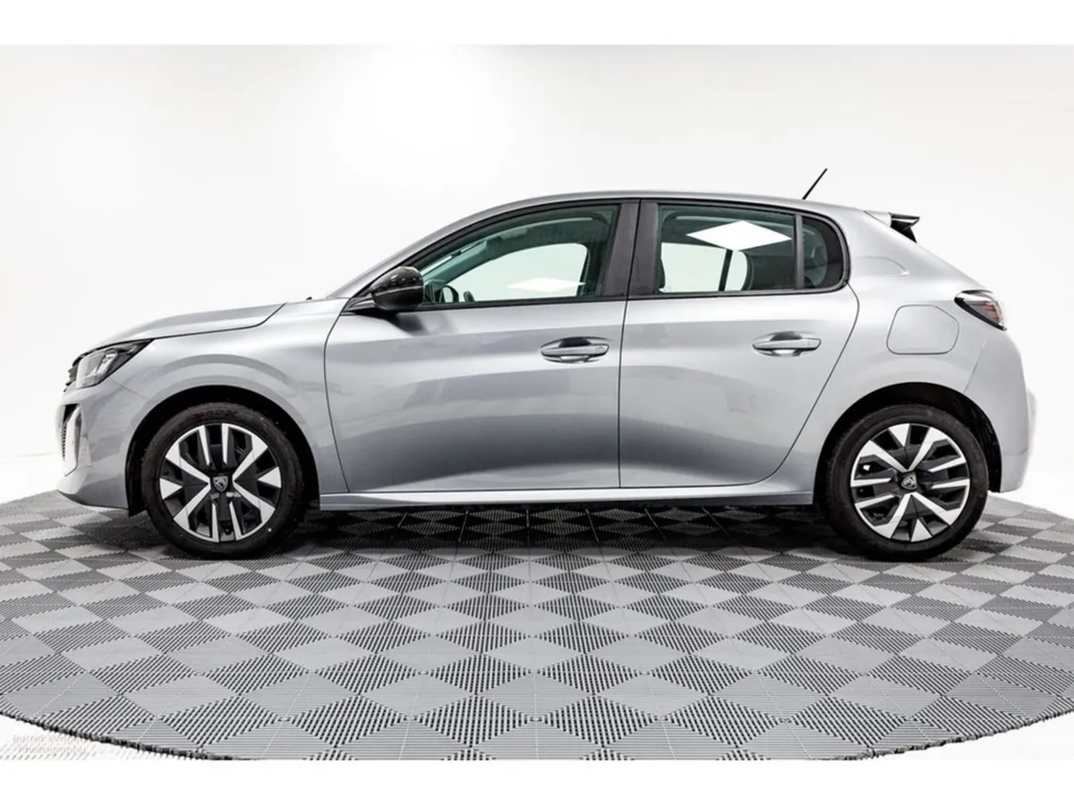 Peugeot 208 Active Spec 1.2 Petrol 75HP - Image 4