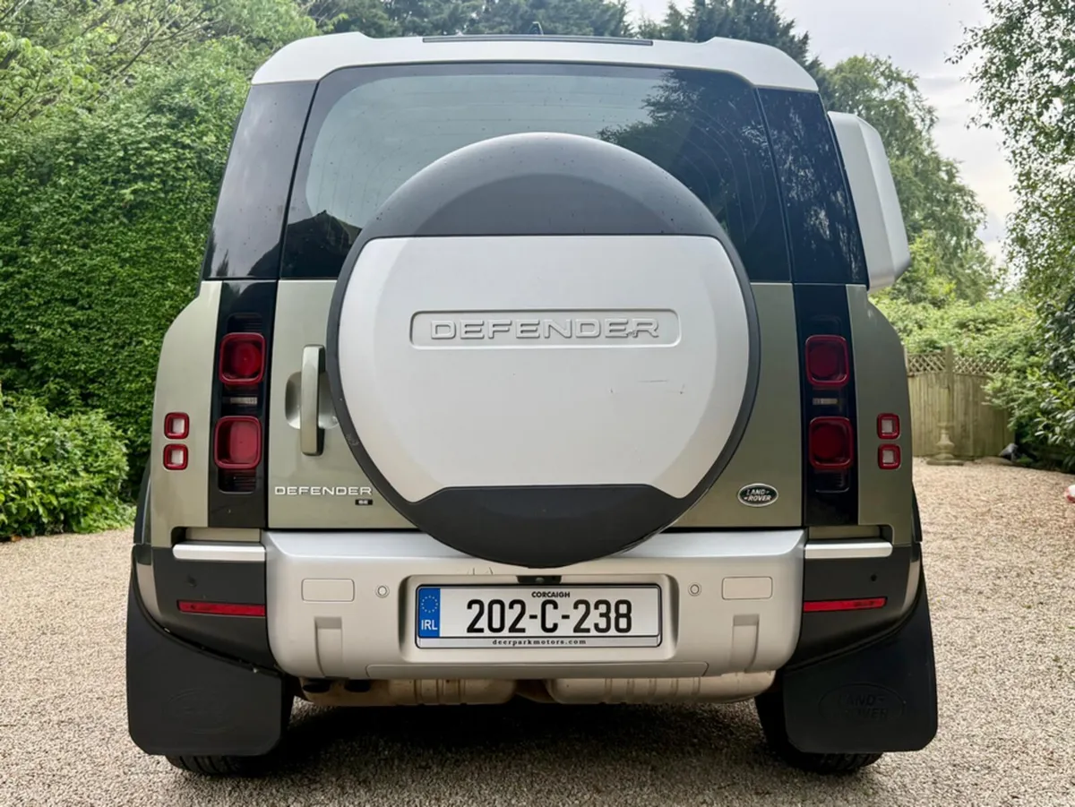 Land Rover Defender 110 2.0 SD4 SE *F.Land Rover.S - Image 4