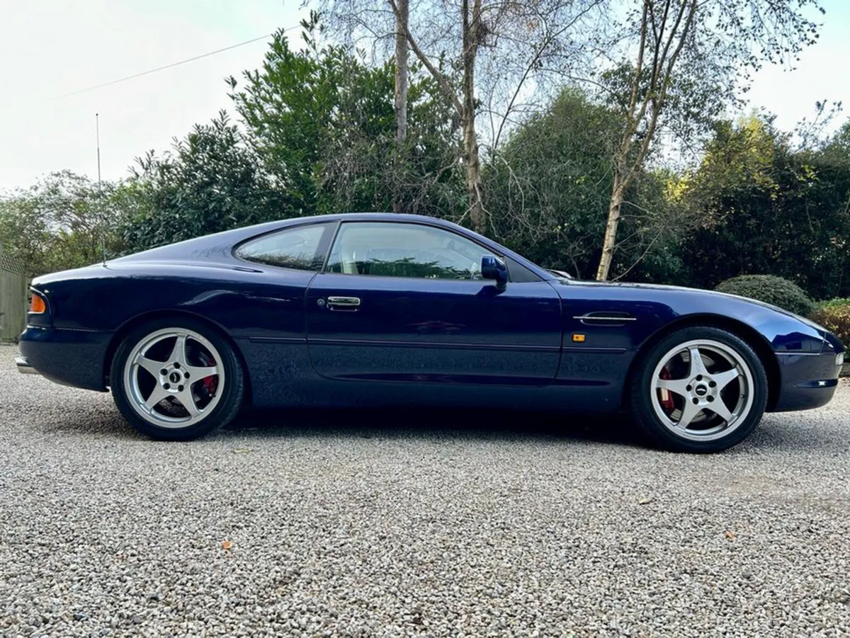 Aston Martin DB7 *Manual  Straight 6  Supercharged - Image 2