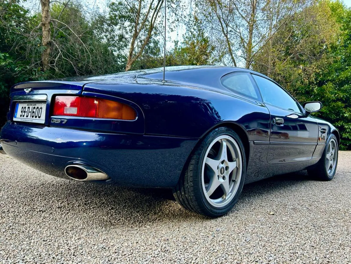 Aston Martin DB7 *Manual  Straight 6  Supercharged - Image 3