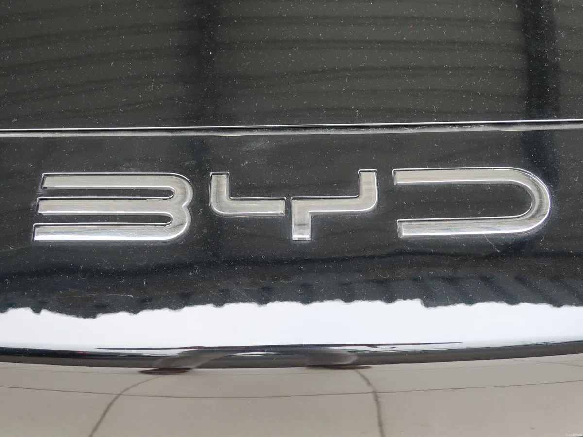 2025 BYD SEAL Design RWD 82.5Kwh - Image 5