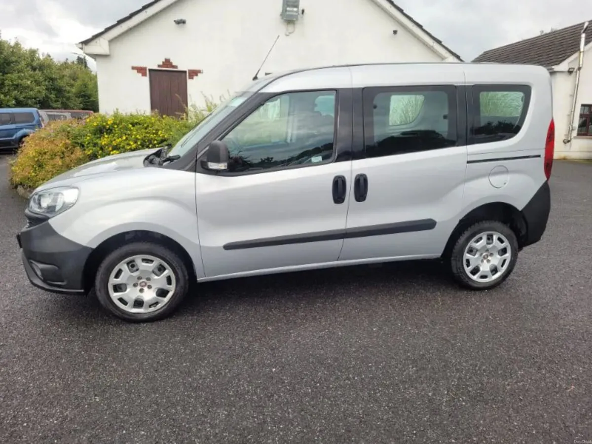 Wheelchair Car Fiat Doblo 2017 - Image 4
