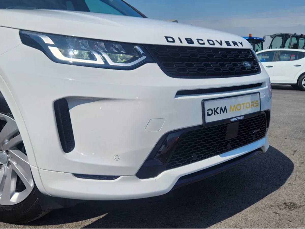 Land Rover Discovery Sport R-DYNAMIC PHEV - Image 4
