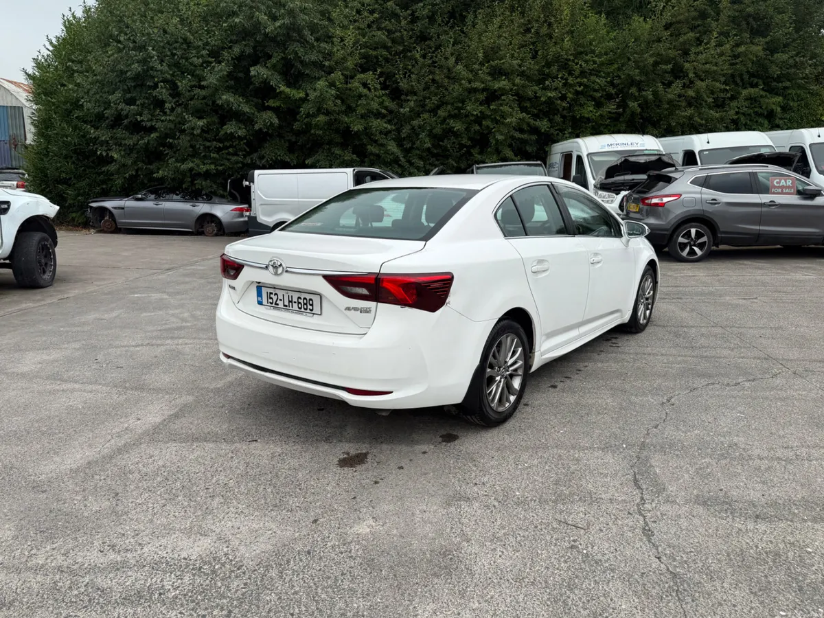 Toyota Avensis 2015 - Image 6