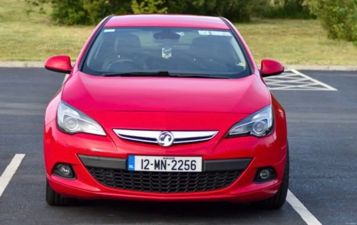 2012 Vauxhall Astra GTC SRi Sport 1.4L Turbo S/S - Image 3