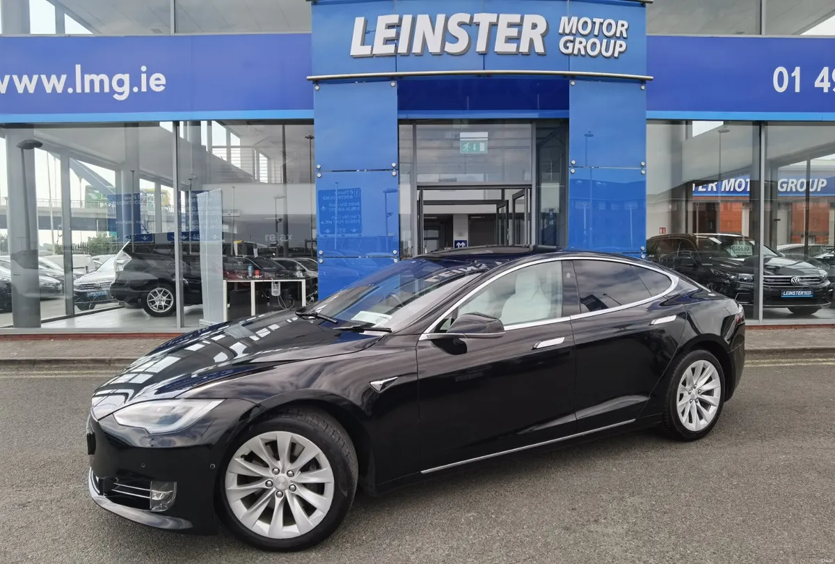TESLA MODEL S 75D **PANORAMIC ROOF** - Image 1