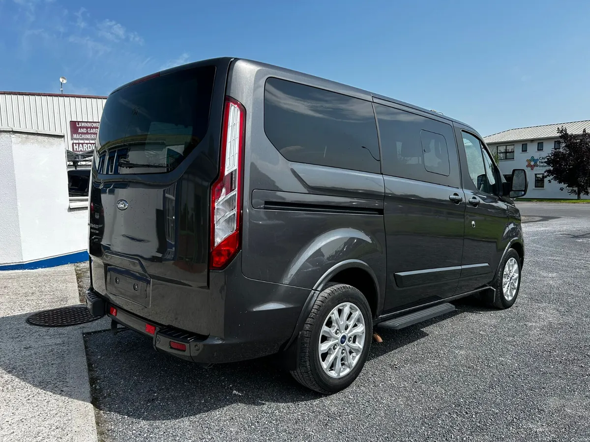 Wheelchair Car Ford Custom - Image 6