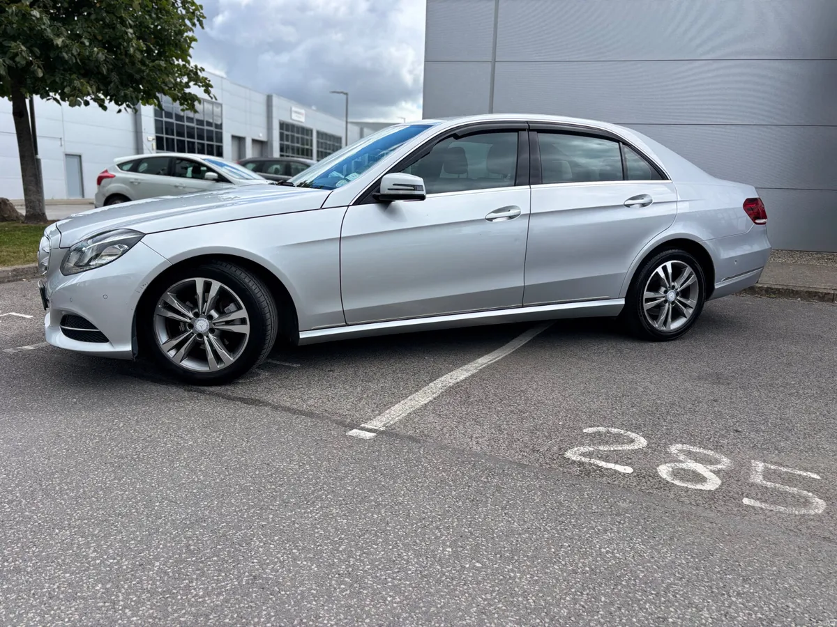 141 Mercedes-Benz E-Class E220D ~ Avantgarde ~ - Image 2